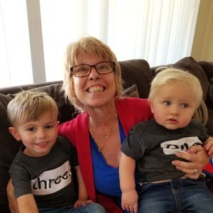 Meet your Posher, Cynthia